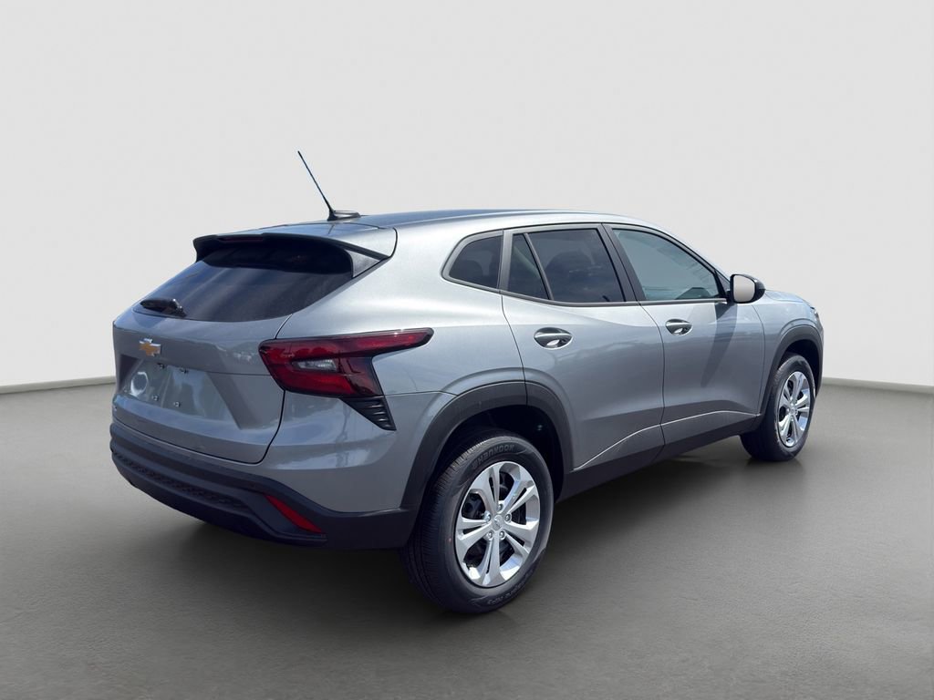 New 2026 Chevrolet Trax LS FWD image 6