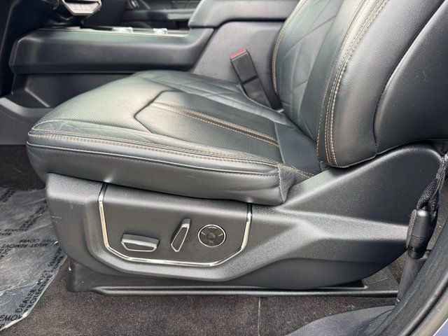 Certified 2023 Ford Expedition Platinum image 15