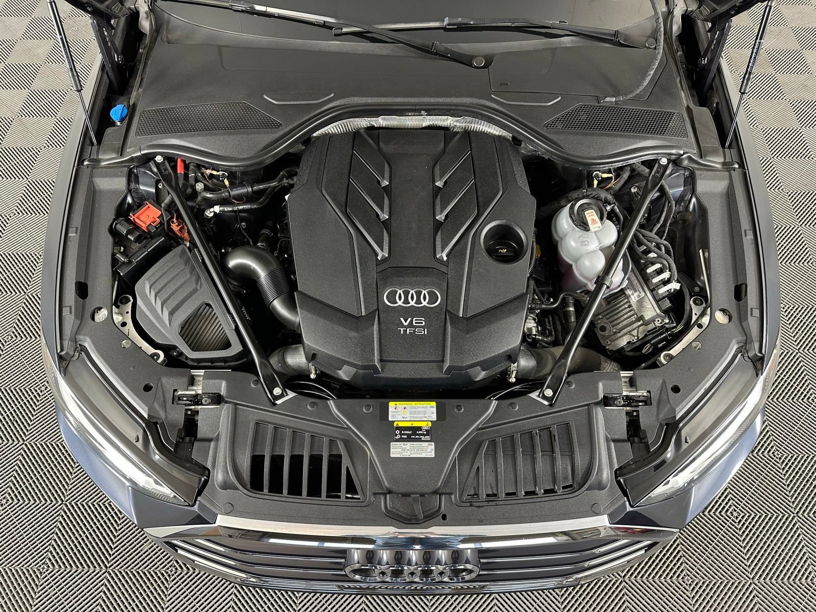 Used 2021 Audi A8 L 3.0T w/ Executive Plus Package AWD/4WD image 21