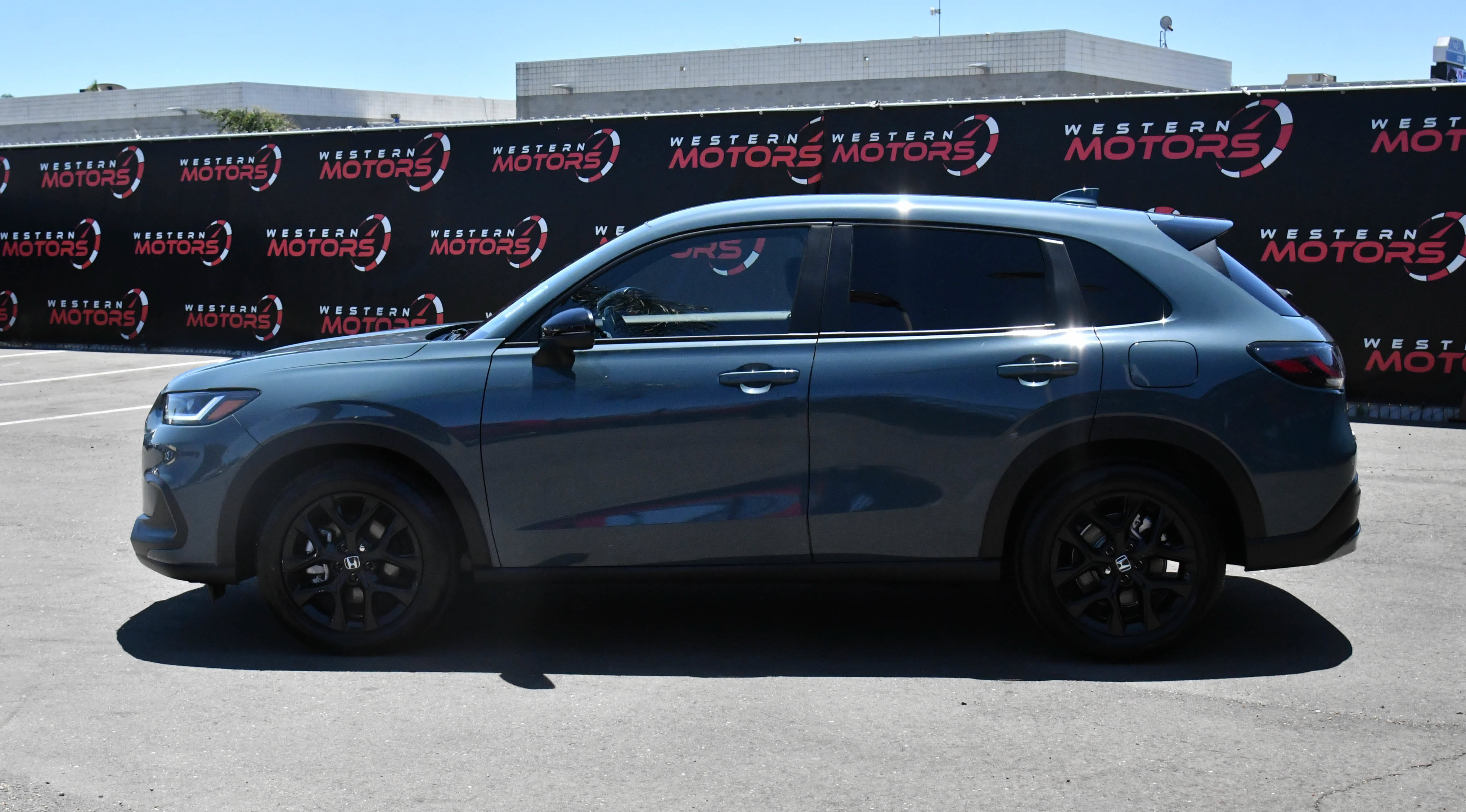 Used 2025 Honda HR-V Sport image 4