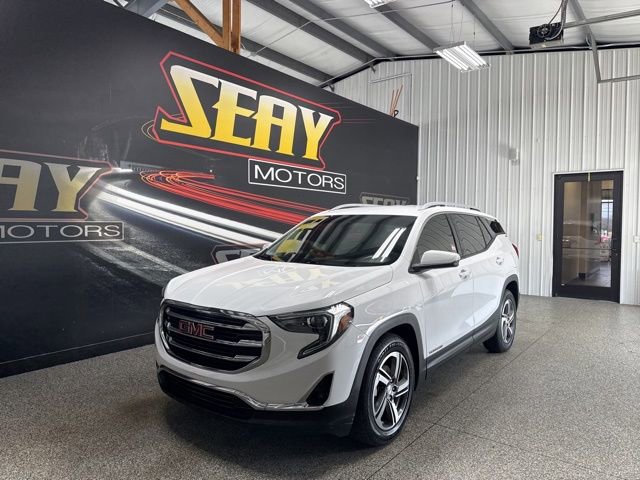 Used 2020 GMC Terrain SLT image 1