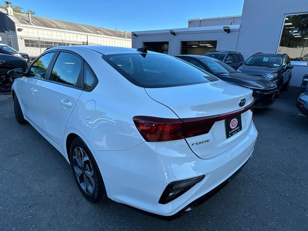Used 2021 Kia Forte LXS FWD image 4