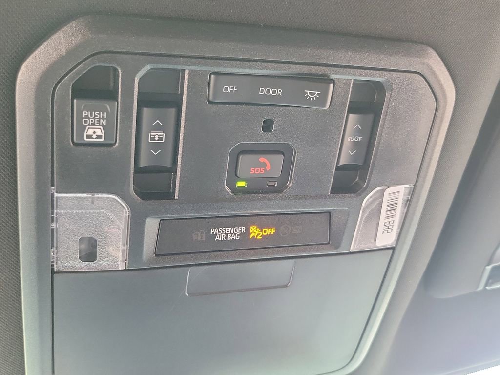 Used 2025 Toyota Tundra Limited image 16