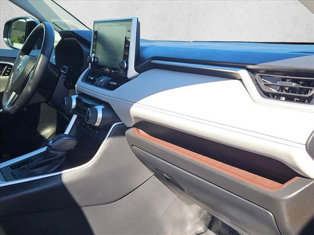 Used 2022 Toyota RAV4 Limited image 22