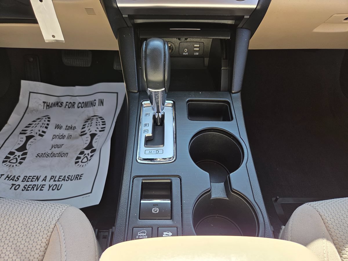 Used 2017 Subaru Outback 2.5i Premium w/ Popular Package #2 AWD/4WD image 26