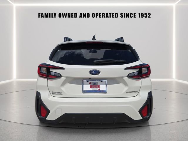 Certified 2025 Subaru Crosstrek 2.0i Premium AWD/4WD image 4