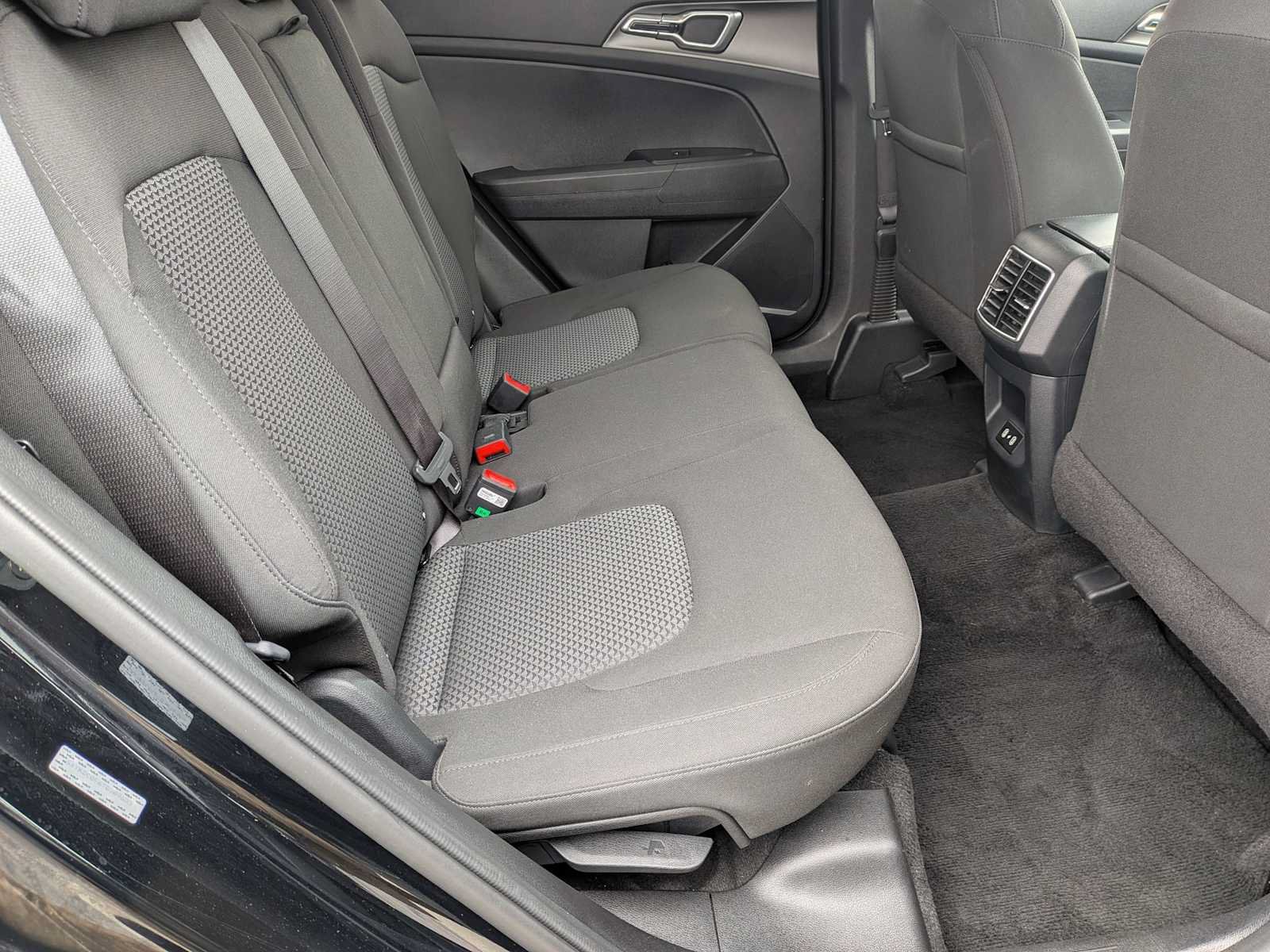 Used 2026 Kia Sportage LX AWD/4WD image 18