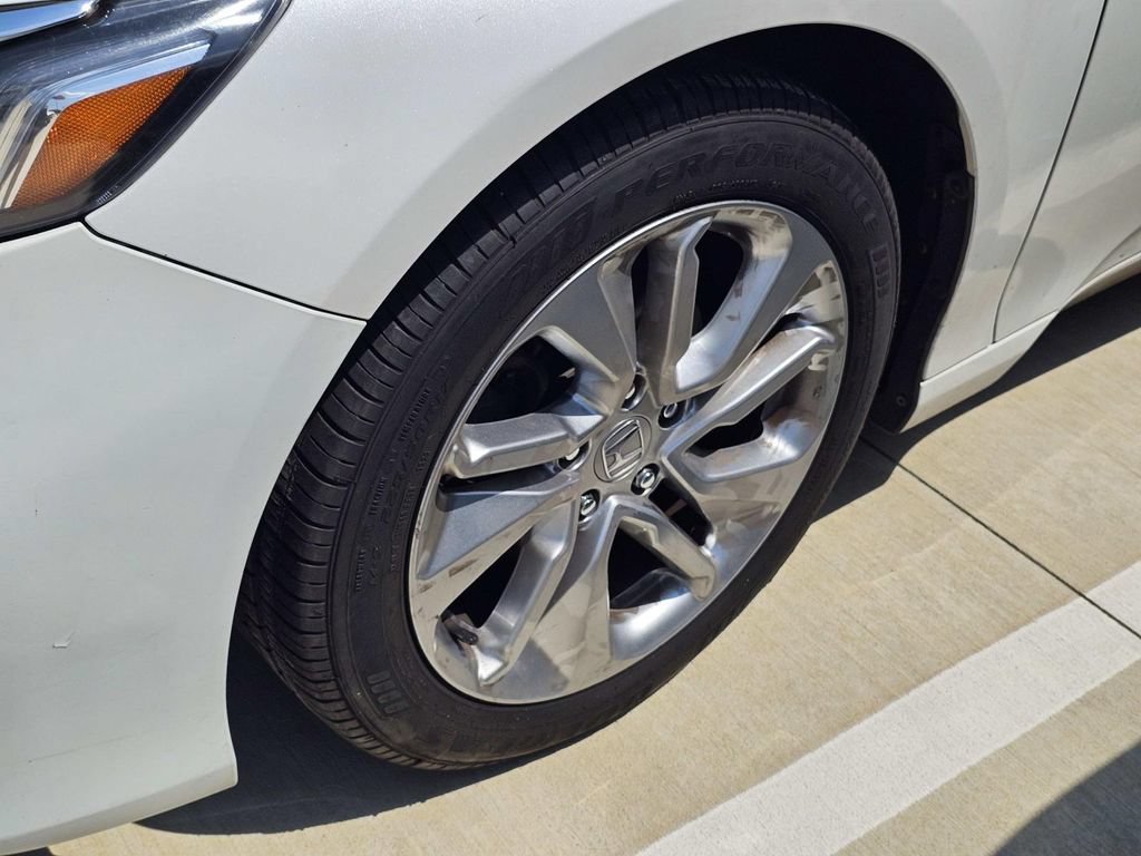 Used 2018 Honda Accord LX image 8