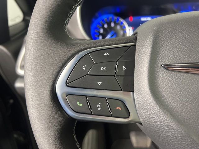 New 2026 Chrysler Pacifica Select FWD image 16
