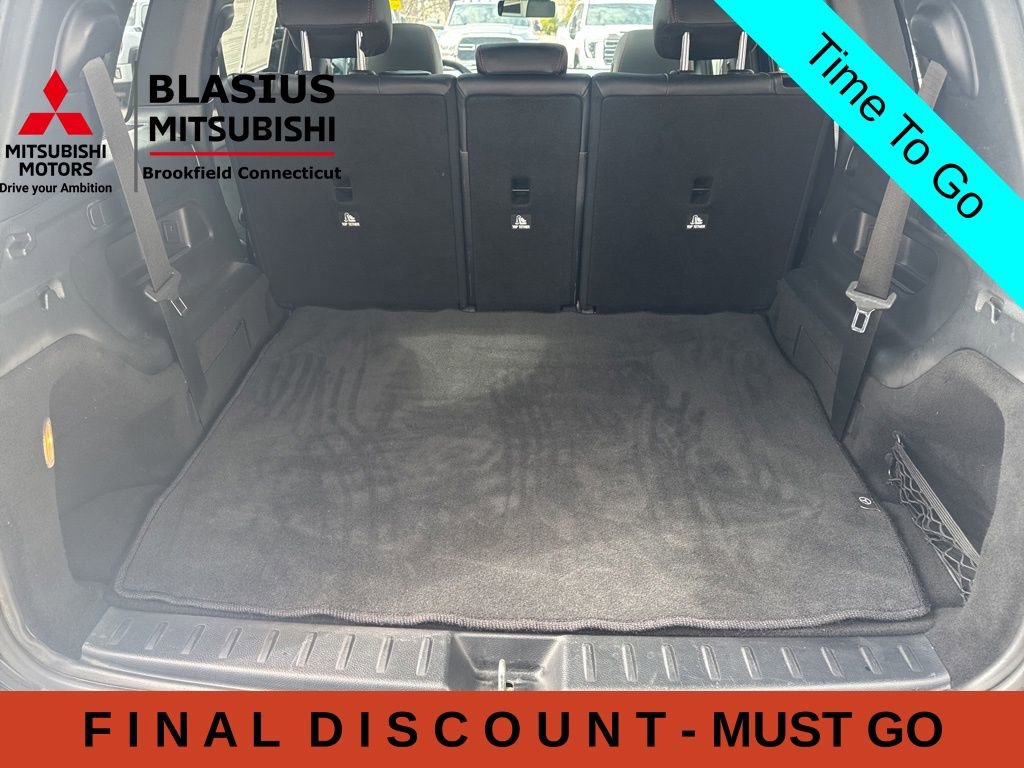 Used 2021 Mercedes-Benz GLB 250 4MATIC w/ AMG Line image 17