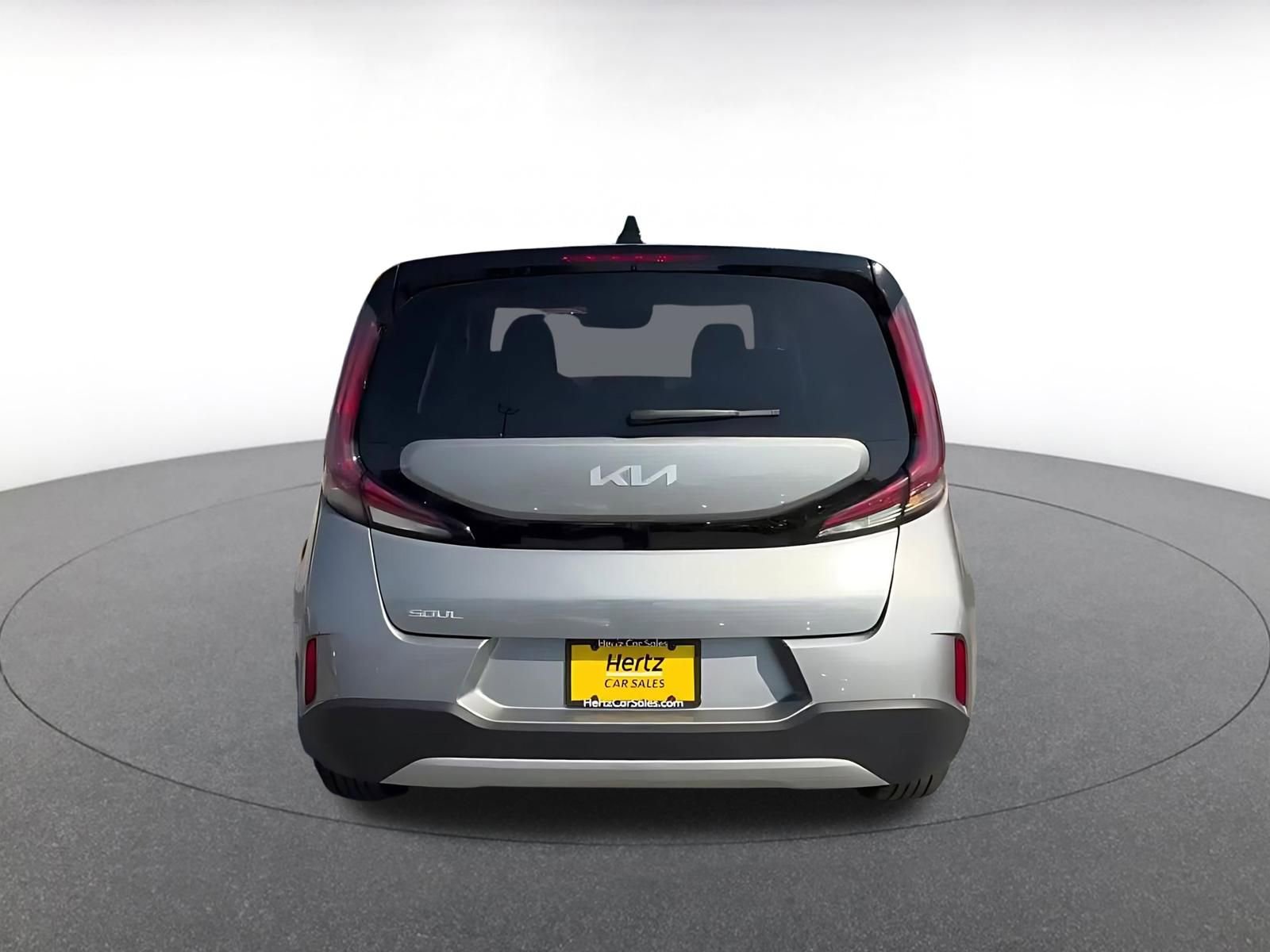 Used 2025 Kia Soul LX w/ LX Technology Package image 11