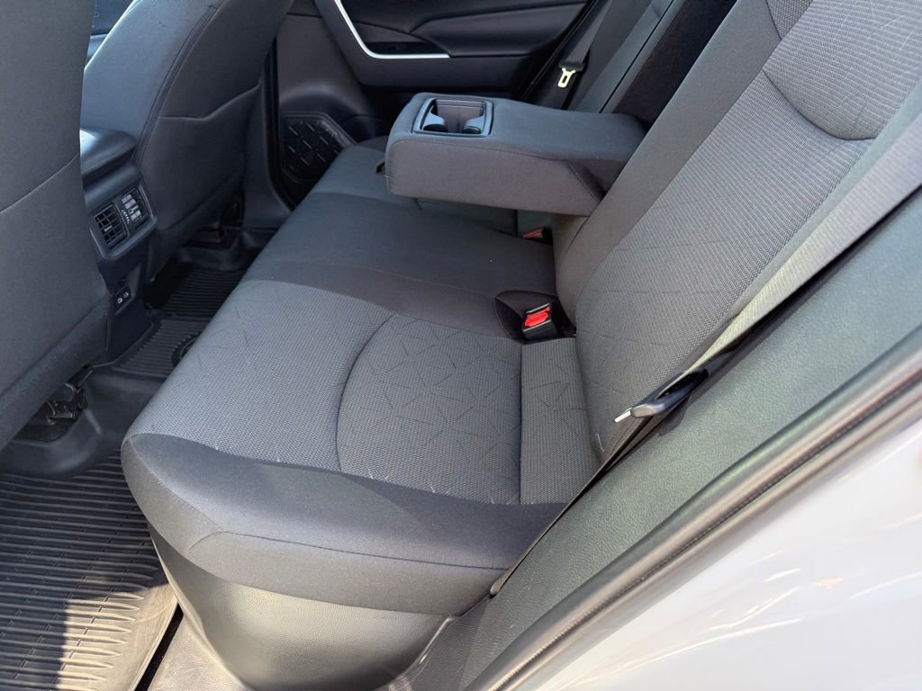Certified 2025 Toyota RAV4 XLE AWD/4WD image 31