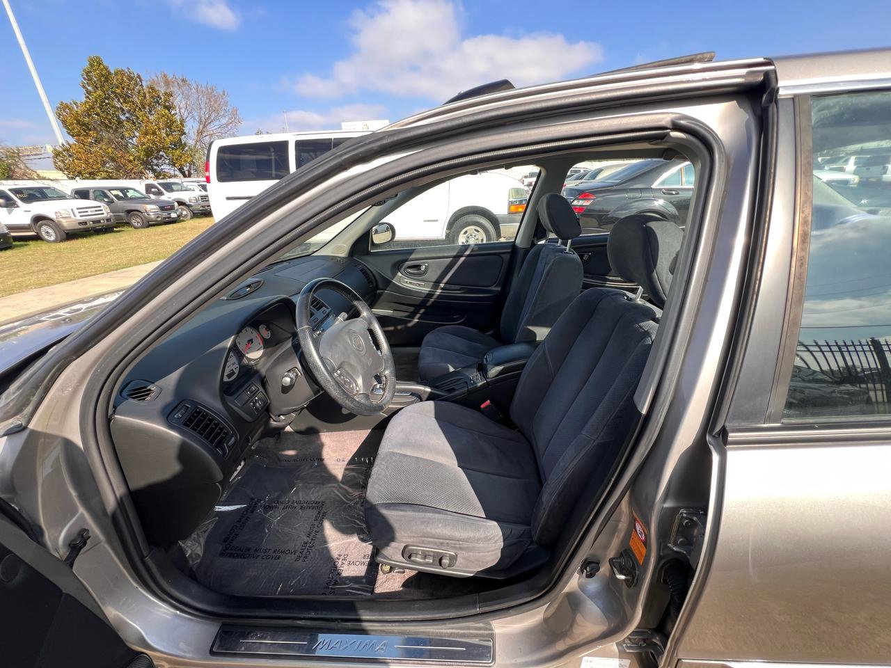 Used 2001 Nissan Maxima SE w/ (W08) Meridian Edition Pkg FWD image 11