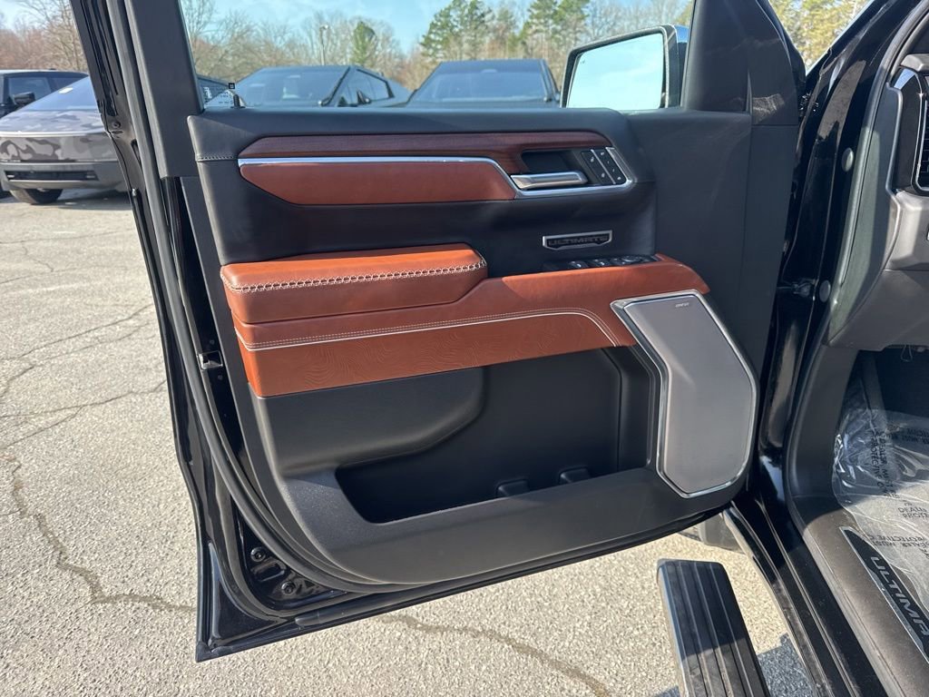 Used 2023 GMC Sierra 1500 Denali Ultimate image 28