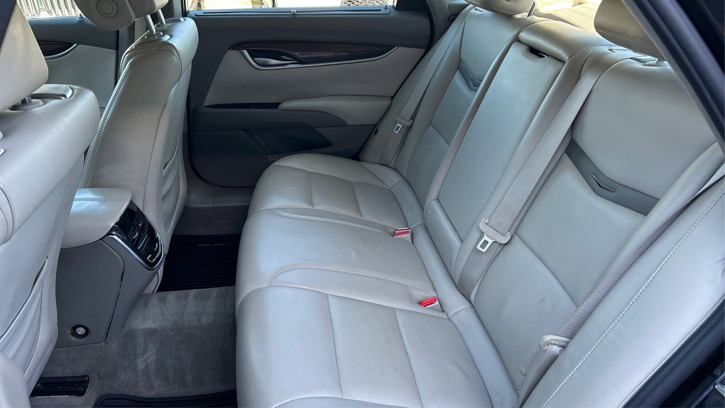 Used 2014 Cadillac XTS Platinum image 17