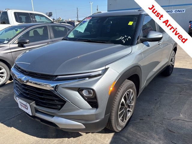 Used 2026 Chevrolet TrailBlazer LT w/ Convenience Package image 1