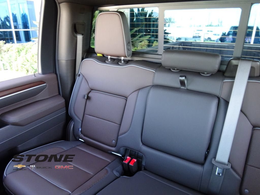 New 2026 GMC Sierra 3500 Denali w/ Technology Package AWD/4WD image 15