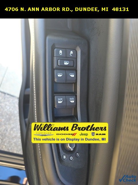 Certified 2024 Jeep Grand Cherokee Altitude image 11