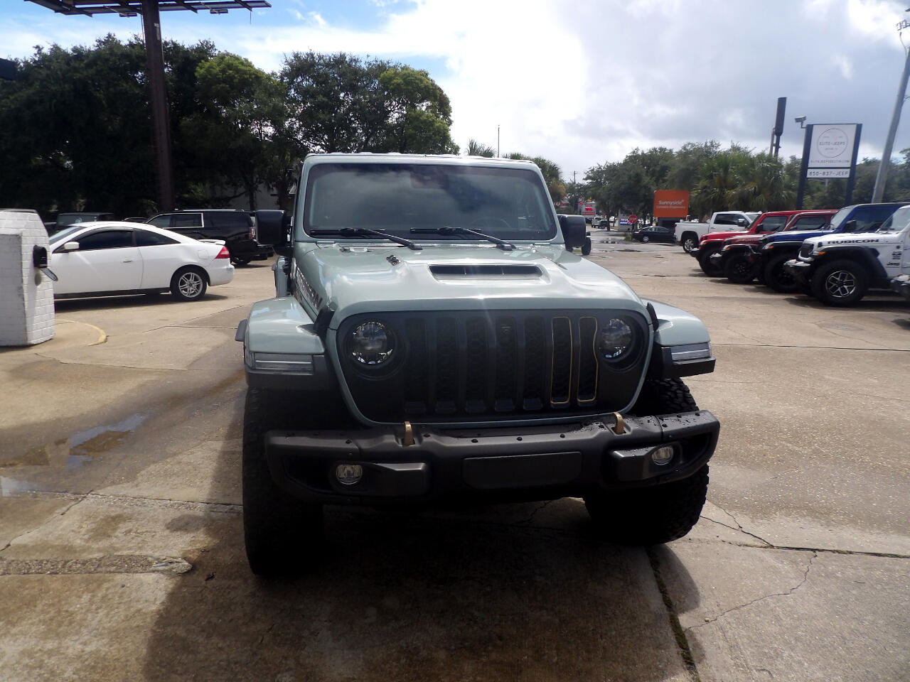 Used 2023 Jeep Wrangler Unlimited Rubicon 392 w/ Dual Top Group image 3
