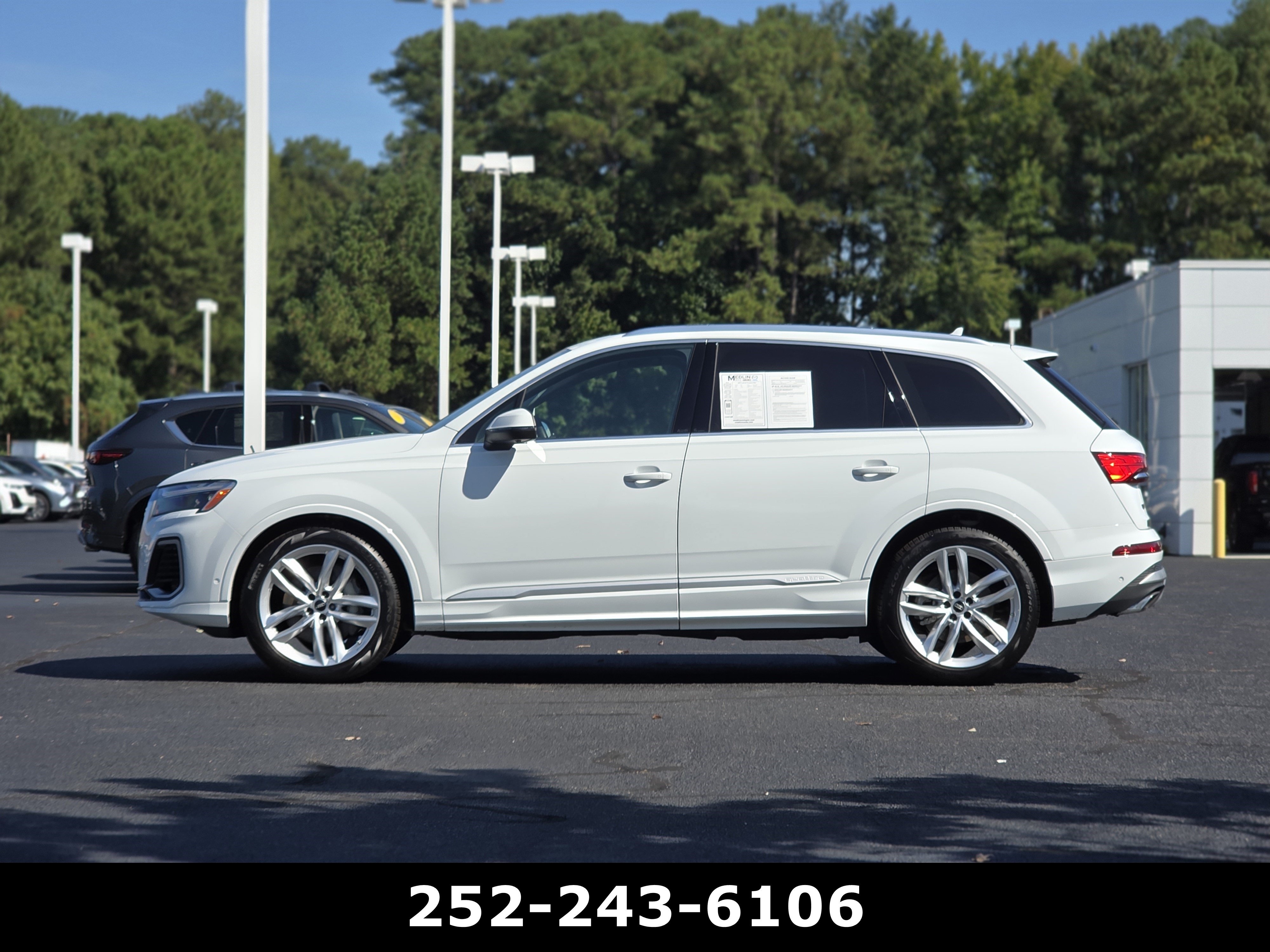 Used 2025 Audi Q7 3.0T Premium Plus w/ Premium Plus Package AWD/4WD image 4