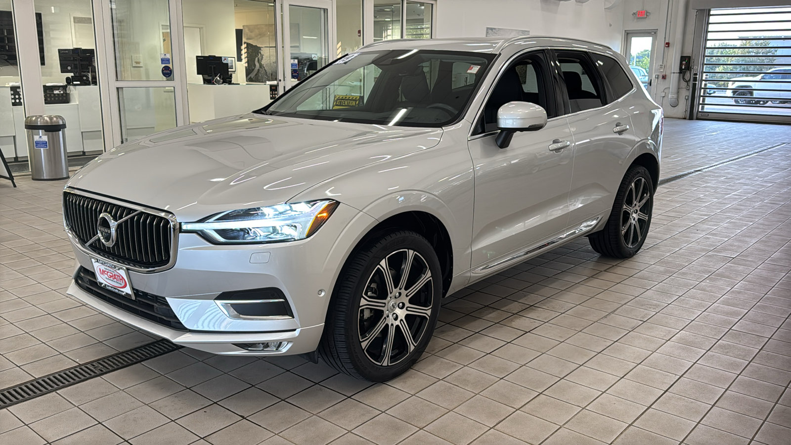Used 2019 Volvo XC60 T5 Inscription w/ Protection Package Premier AWD/4WD image 9