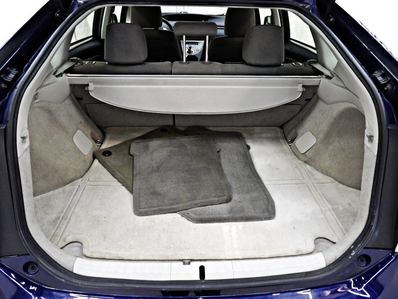 Used 2015 Toyota Prius Two image 15