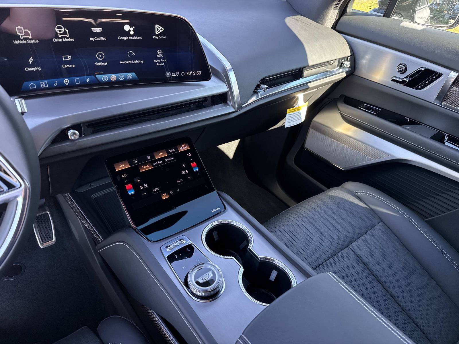 New 2026 Cadillac Vistiq Sport w/ LPO, Floor Liner Package image 23