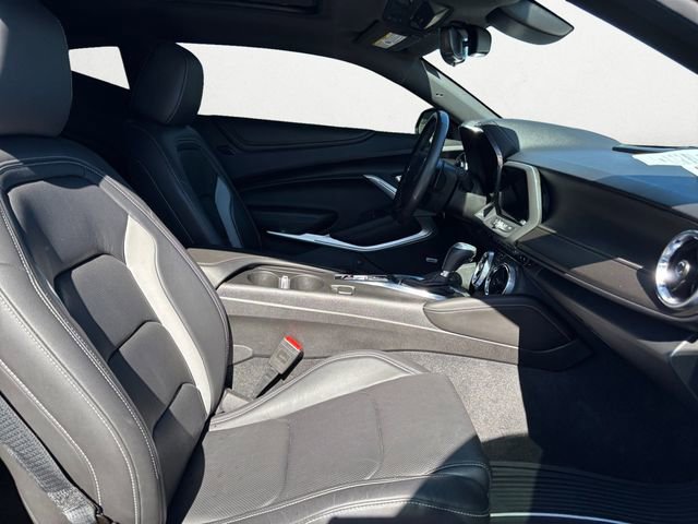 Used 2022 Chevrolet Camaro LT w/ RS Package image 15