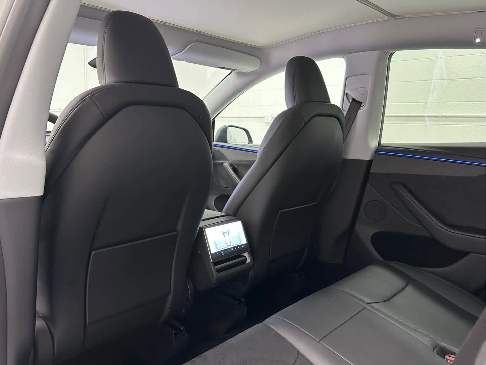 Used 2026 Tesla Model Y Long Range image 14