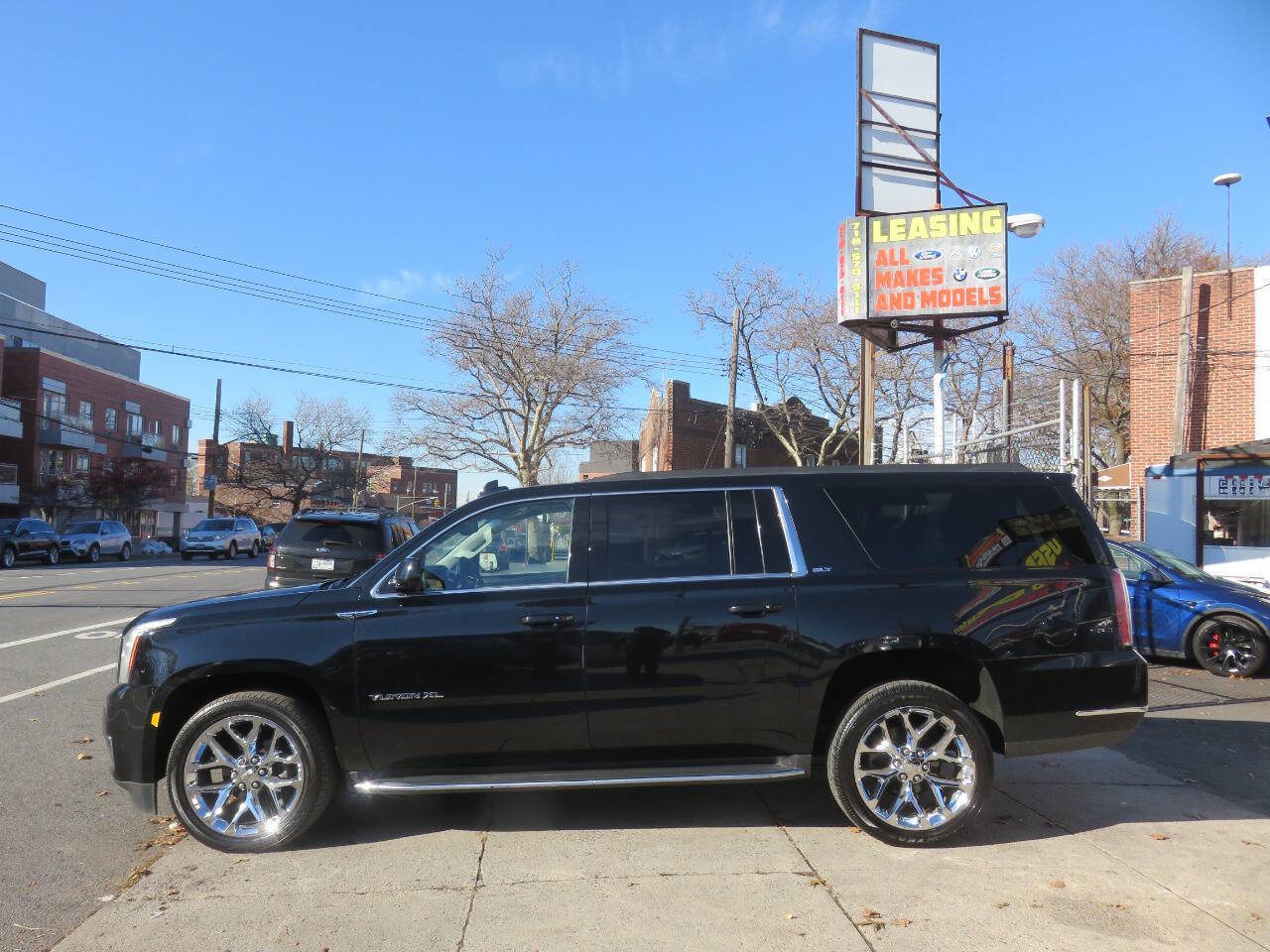 Used 2019 GMC Yukon XL SLT image 7
