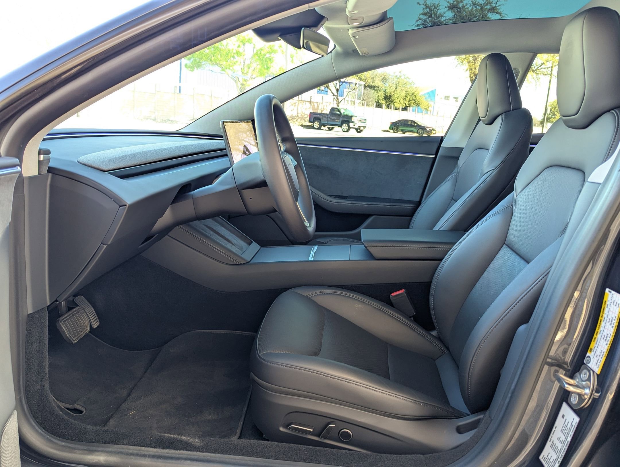 Used 2024 Tesla Model 3 Long Range image 9