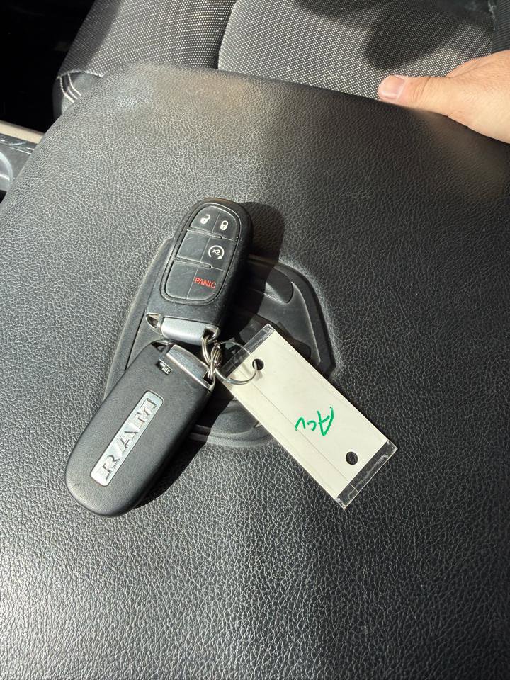 Used 2014 RAM 2500 Laramie w/ Convenience Group image 15