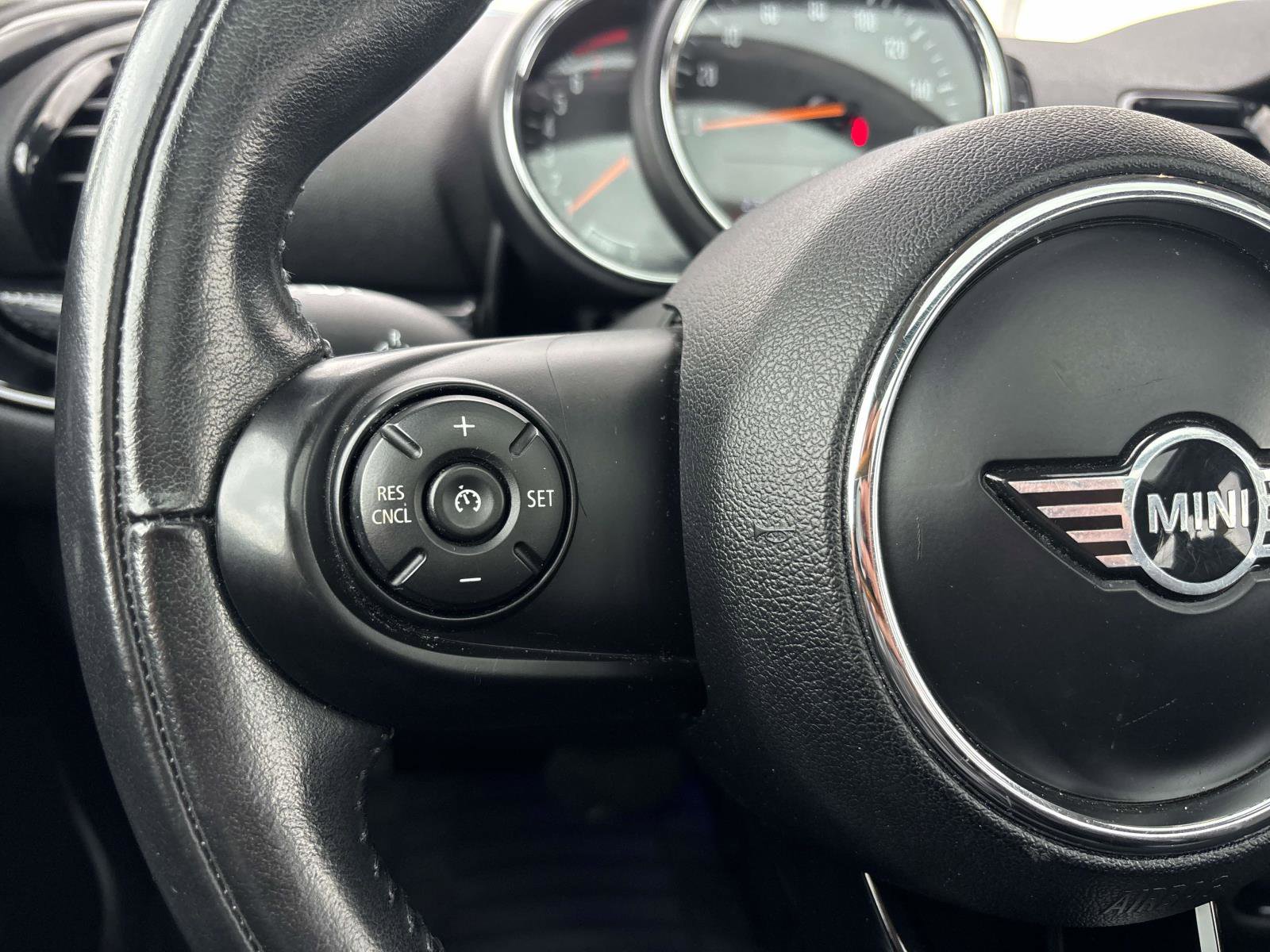 Used 2019 MINI Cooper Clubman ALL4 image 17