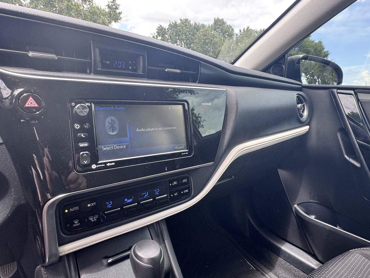 Used 2018 Toyota Corolla iM FWD image 19