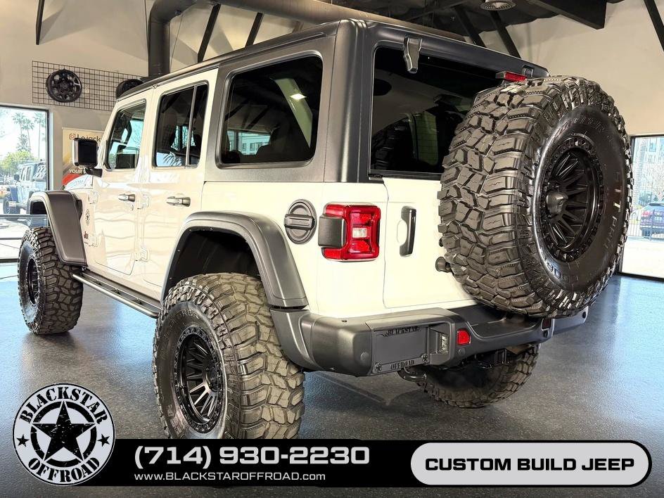 Used 2025 Jeep Wrangler Unlimited Rubicon AWD/4WD image 10