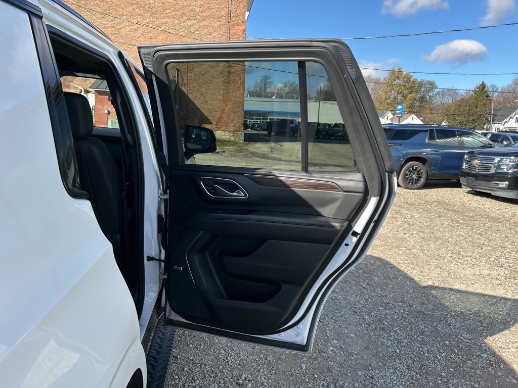 Certified 2023 Chevrolet Tahoe Z71 w/ Luxury Package image 25
