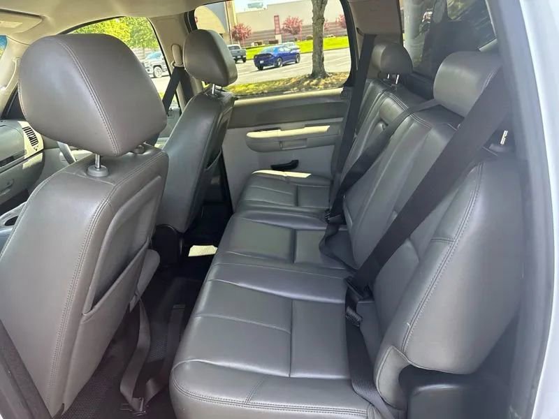 Used 2013 GMC Sierra 3500 W/T image 13