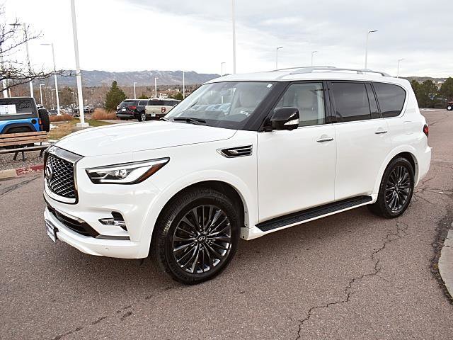 Used 2022 INFINITI QX80 Premium Select w/ All-Season Package image 3