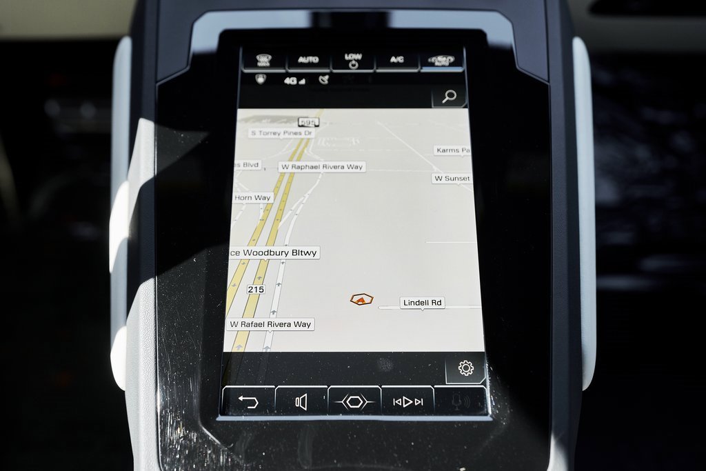 Used 2022 Lamborghini Huracan EVO image 60