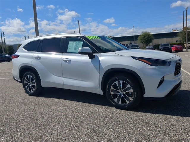 Certified 2023 Toyota Highlander XLE