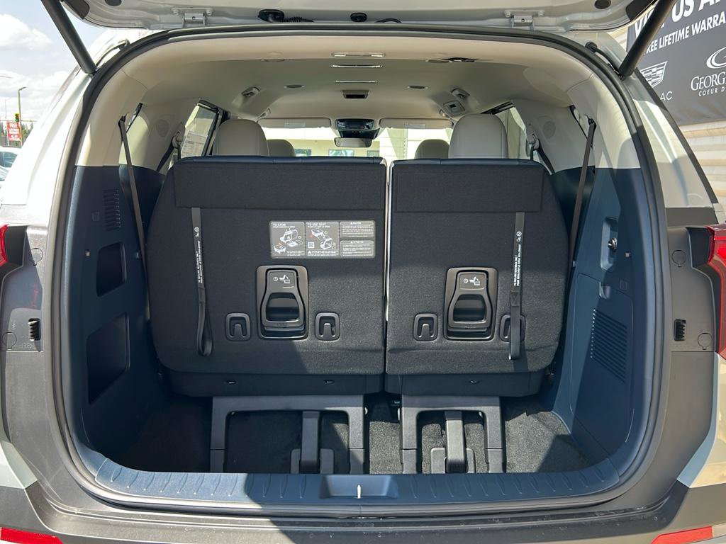 New 2026 Kia Carnival EX image 14