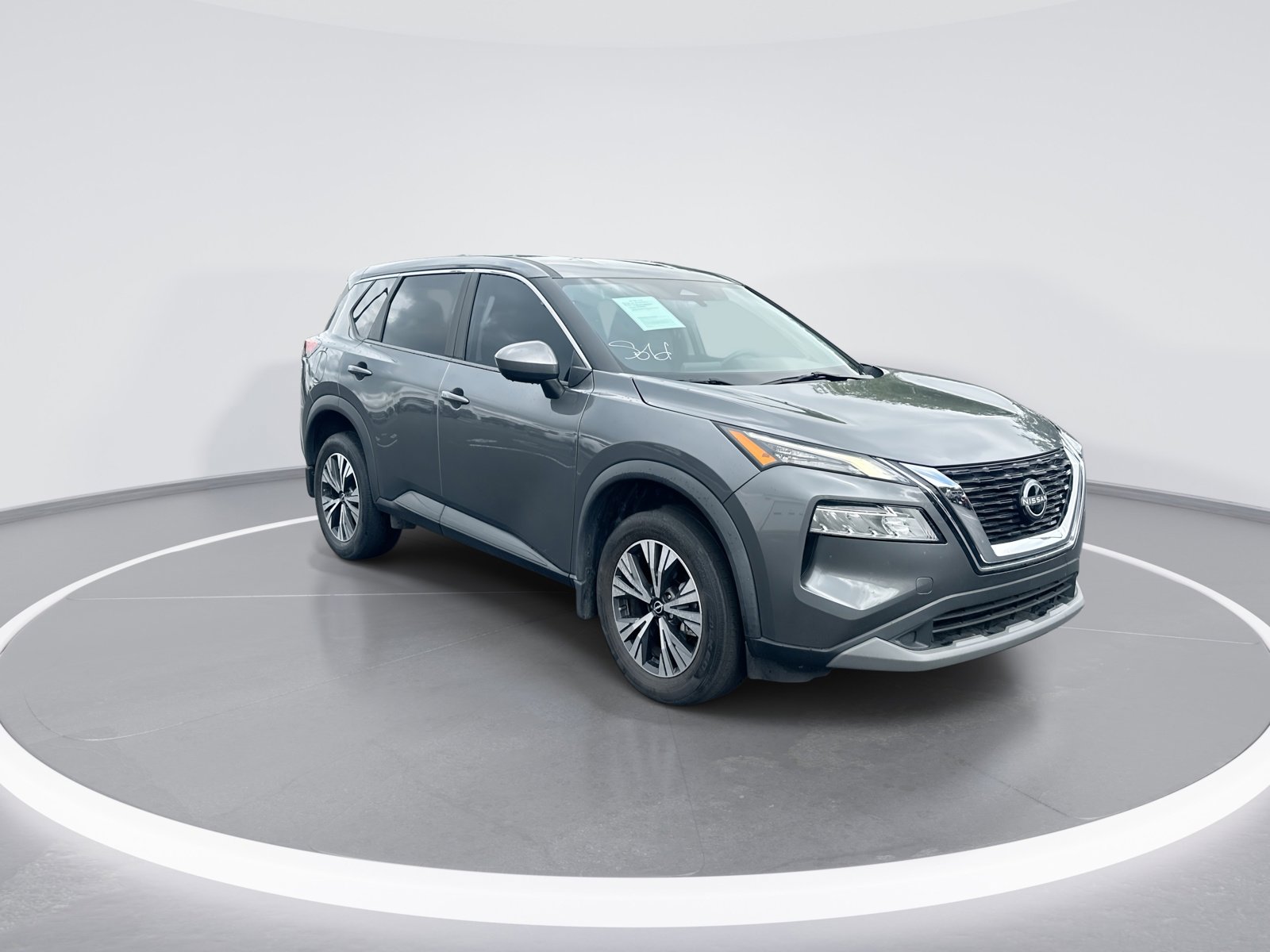 Used 2023 Nissan Rogue SV FWD image 2