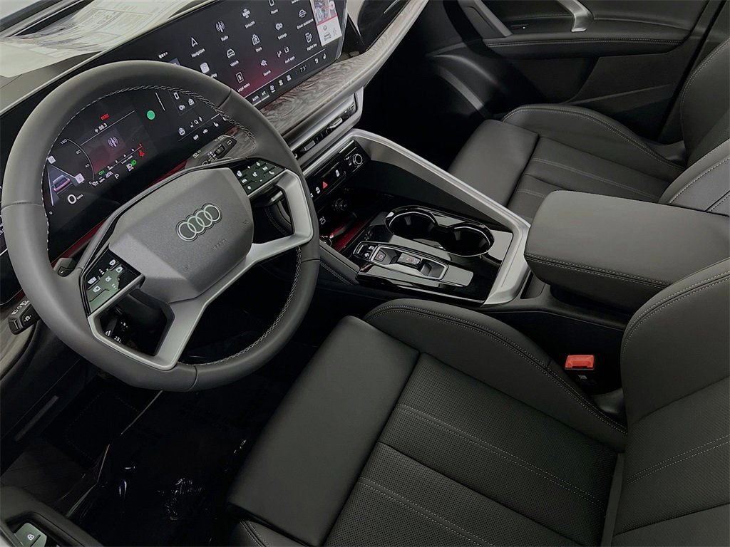 New 2025 Audi Q5 Premium Plus image 23