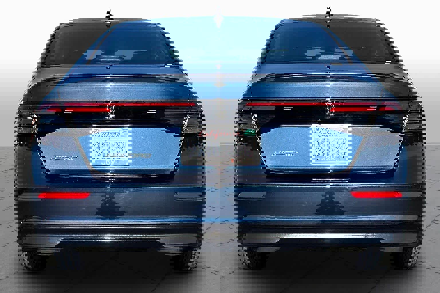 Used 2025 Honda Accord SE image 4