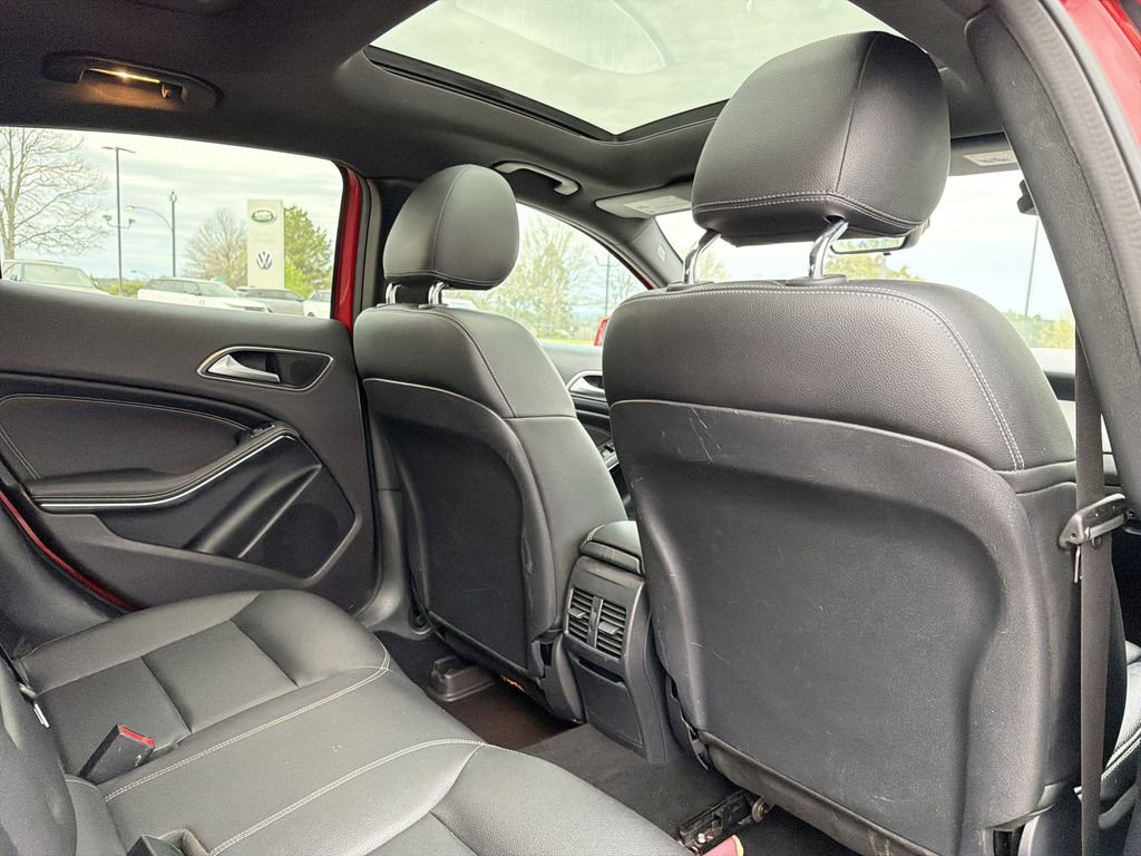 Used 2018 Mercedes-Benz GLA 250 4MATIC image 18