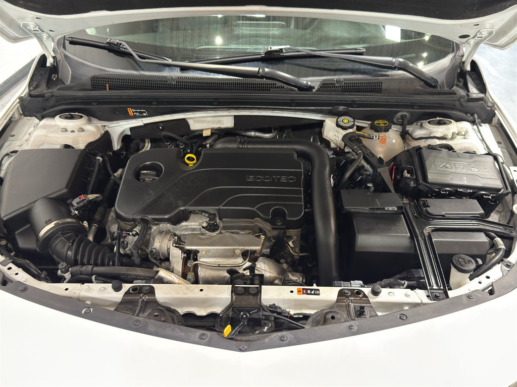 Used 2024 Chevrolet Malibu LT FWD image 24