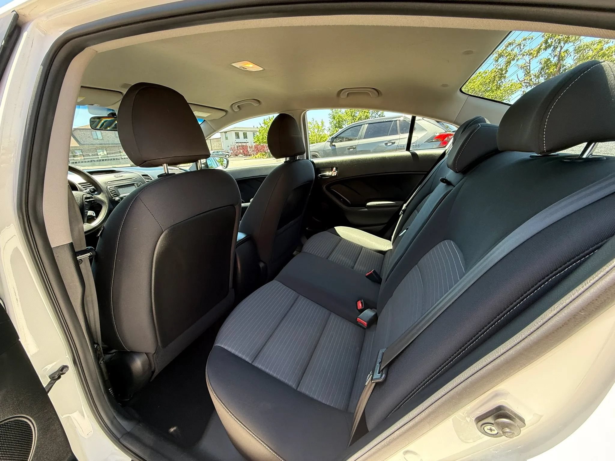 Used 2016 Kia Forte LX w/ LX Popular Plus Package FWD image 12