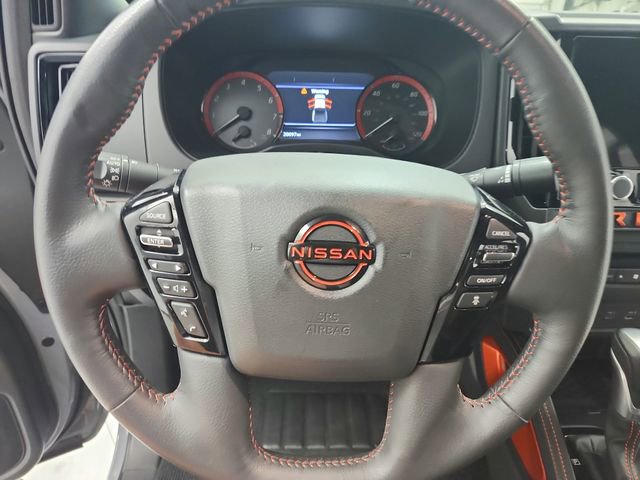 Used 2025 Nissan Frontier PRO-4X w/ Pro Convenience Package image 23