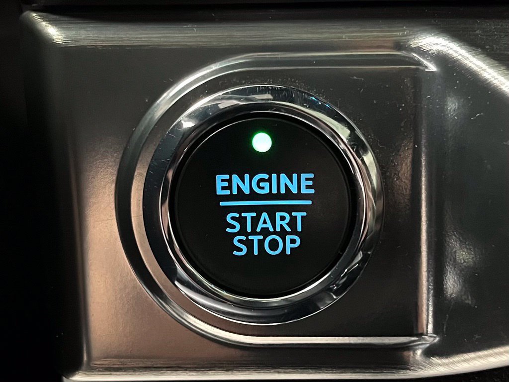 Used 2023 Ford F150 Lariat w/ Equipment Group 502A High AWD/4WD image 33
