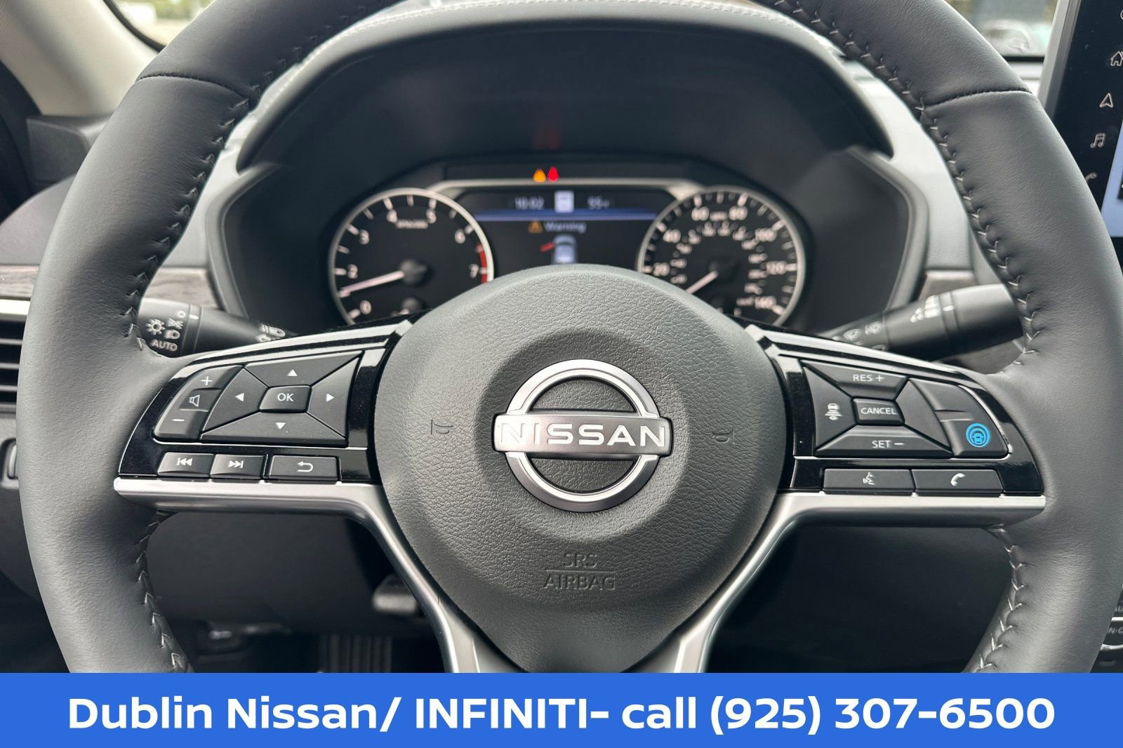 New 2025 Nissan Altima 2.5 SL AWD/4WD image 27